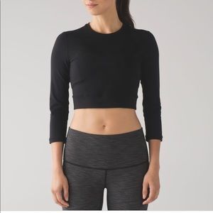 Lululemon crop top